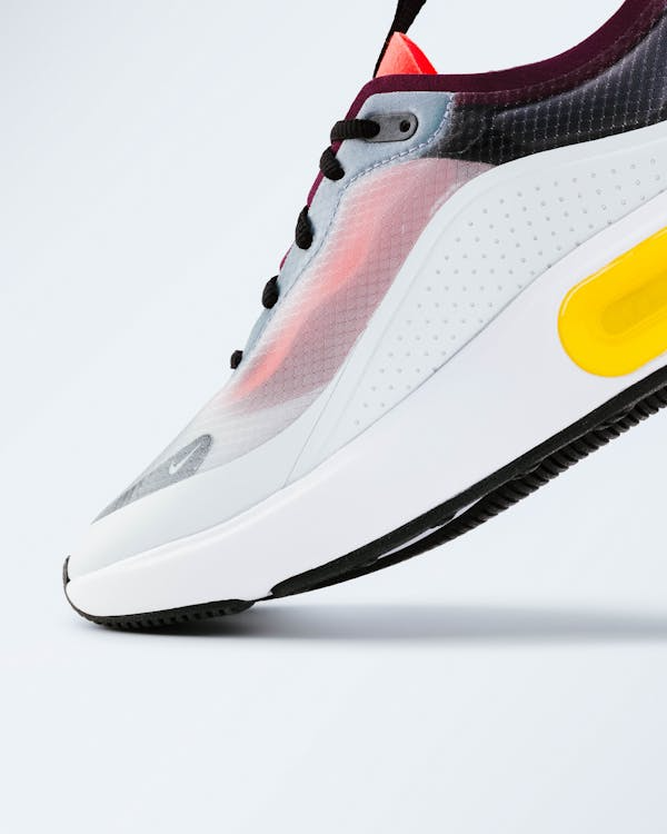 Nike Air Max 270 sneakers — side view